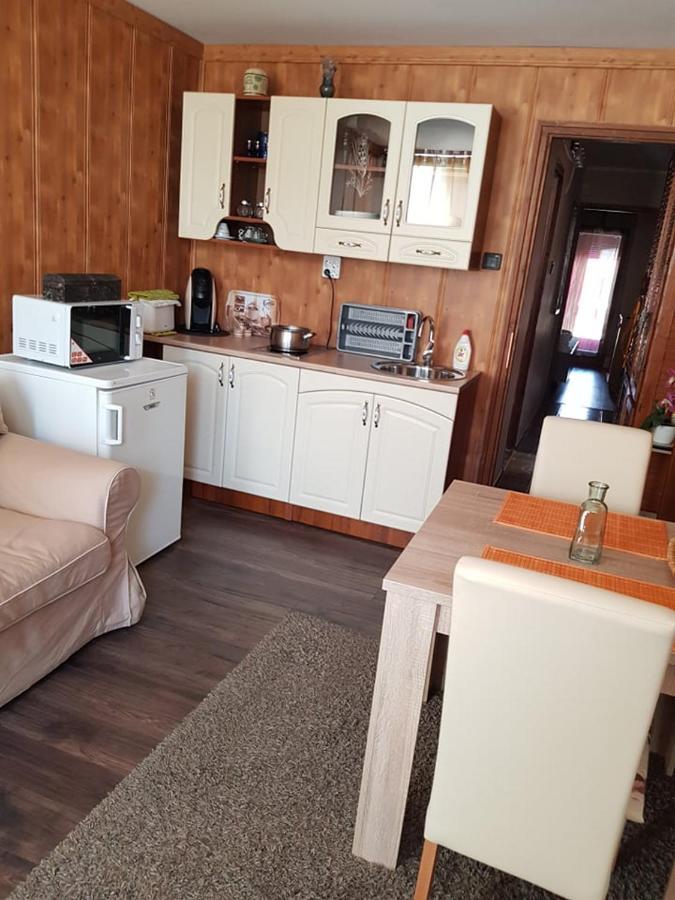 Kiscsillag Apartman Harkány Екстериор снимка